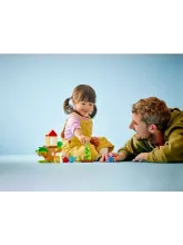Конструктор Duplo 10431 Свинка Пеппа: сад и домик на дереве