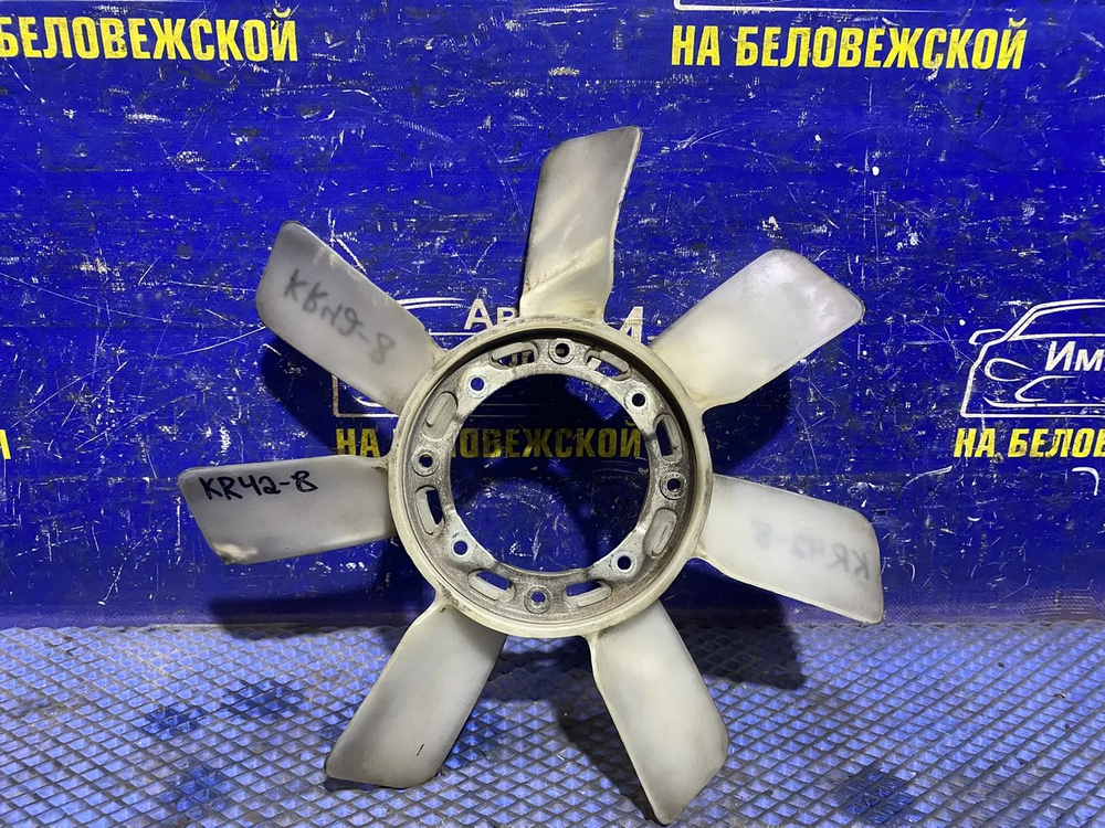 Крыльчатка вискомуфты TOYOTA LITEACE 1999