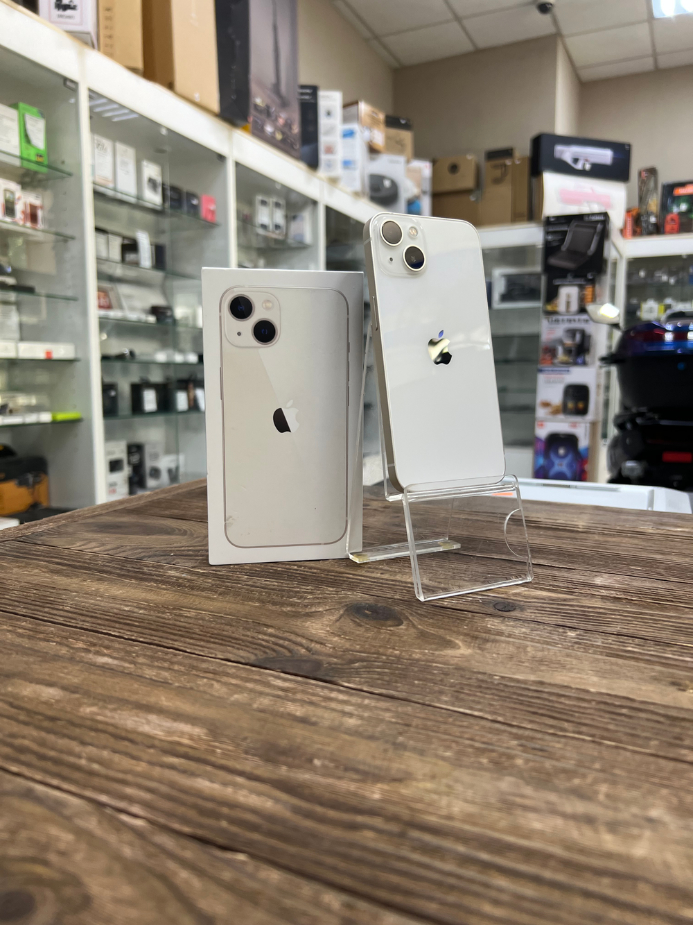 Б/У iPhone 13 128GB White