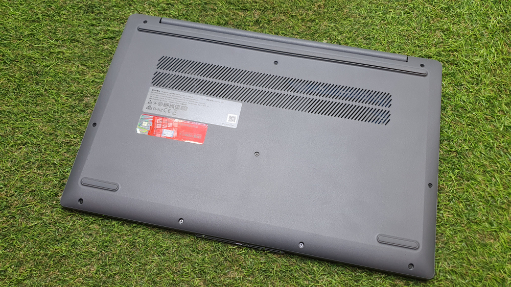 Ноутбук Lenovo i3-13/8Gb/FHD/IdeaPad Slim 3 15IRU8 82x7004bps/Windows 11