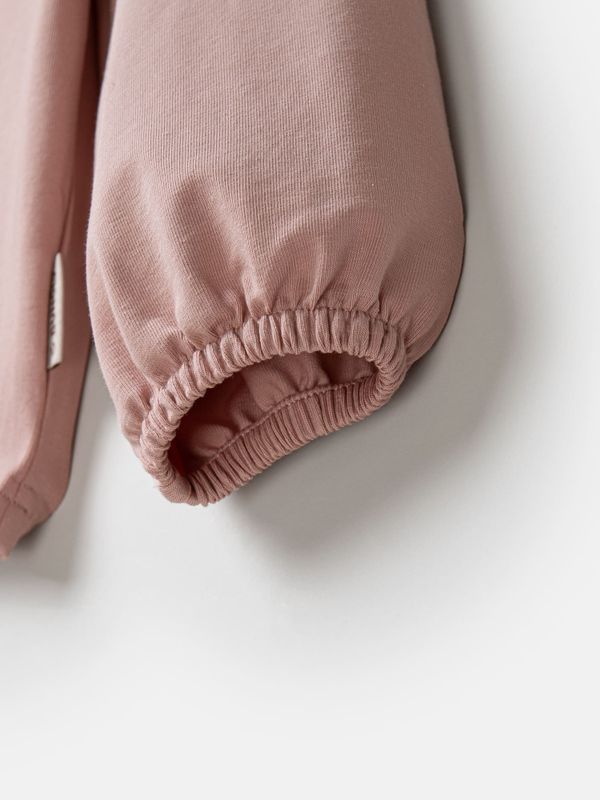 Лонгслив с объемными рукавами 