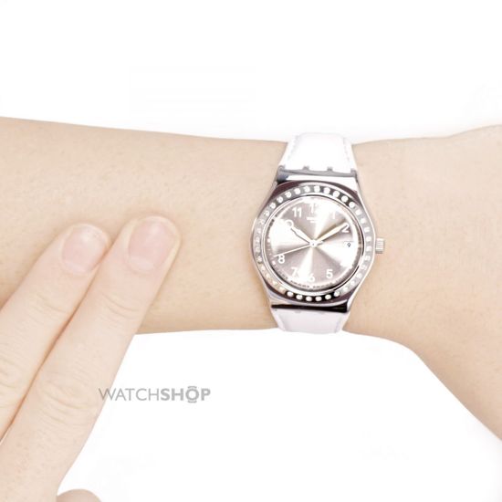 Наручные часы Swatch YLS448