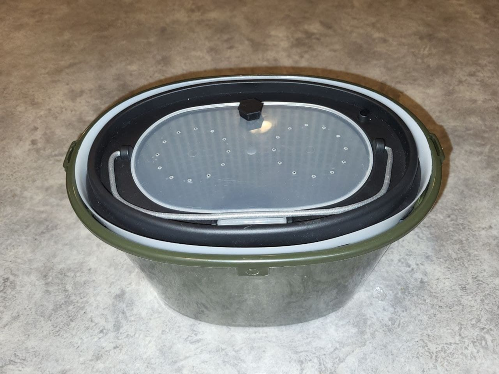 Кан для живца 8 л. Товар уцененный