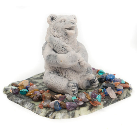 Сувенир "Медведь с рыбой" из мрамолита R117049