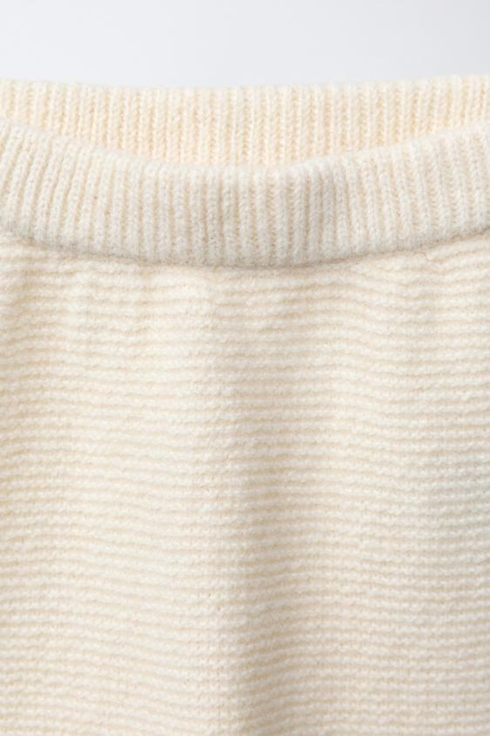 ZARA ТРИКОТАЖНЫЕ БРЮКИ, ЭКРЮ