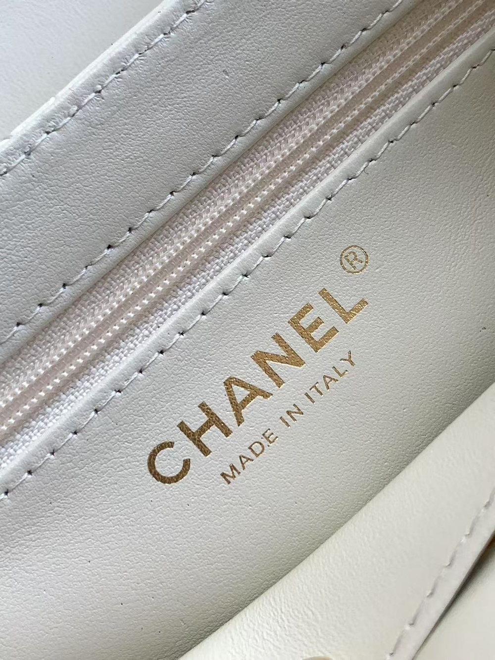 Chanel Kelly Mini 19 cm