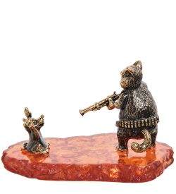 Народные промыслы AM-1750 Фигурка «Кот стреляет в мышку» (латунь, янтарь)