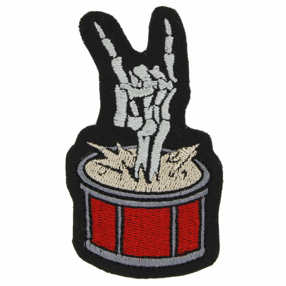 Нашивка с вышивкой Metal