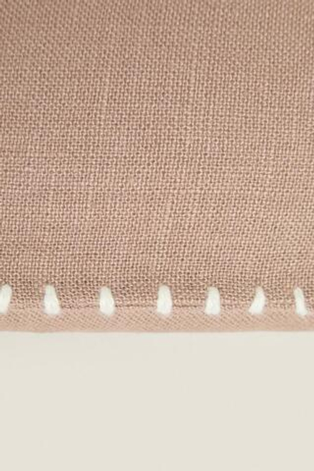 ZARA HOME ОДНОТОННЫЙ ЛЬНЯНОЙ ЧЕХОЛ ДЛЯ ДЕКОРАТИВНОЙ ПОДУШКИ С КОНТРАСТНОЙ СТРОЧКОЙ, КОРИЧНЕВЫЙ