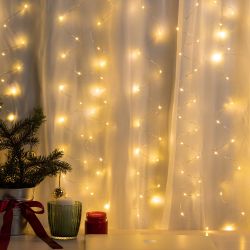 Светодиодная новогодняя гирлянда Intro Holiday INZR-01 занавес 3*3 м теплый белый 240 microled USB | Intro