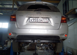 Фаркоп под квадрат для Toyota Highlander XU20-40 , Lexus RX 300,350,400 . , 2003-2013, Бизон.FA 1010-E