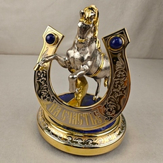 Конь с подковой "На счастье". Лазурит