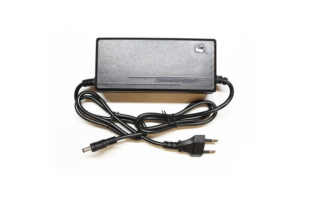 Зарядное устройство 54.6v (48v) 3A c кулером DC 2.1 для электросамокатов