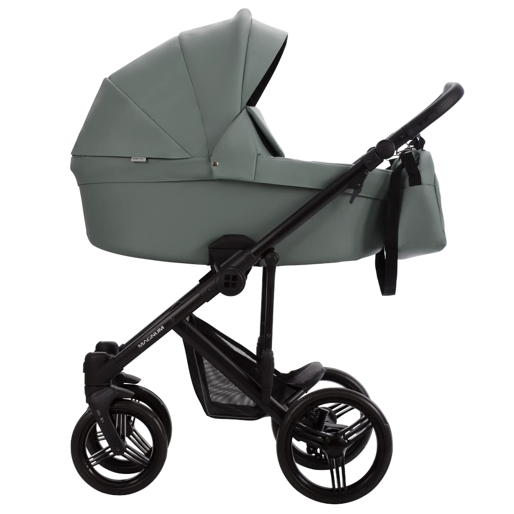 Коляска 2 в 1 Bebetto Magnum Light Pro