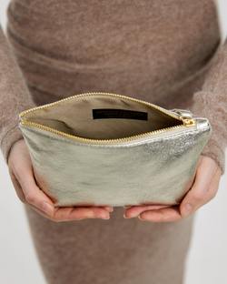 Косметичка 698 03 платиновый