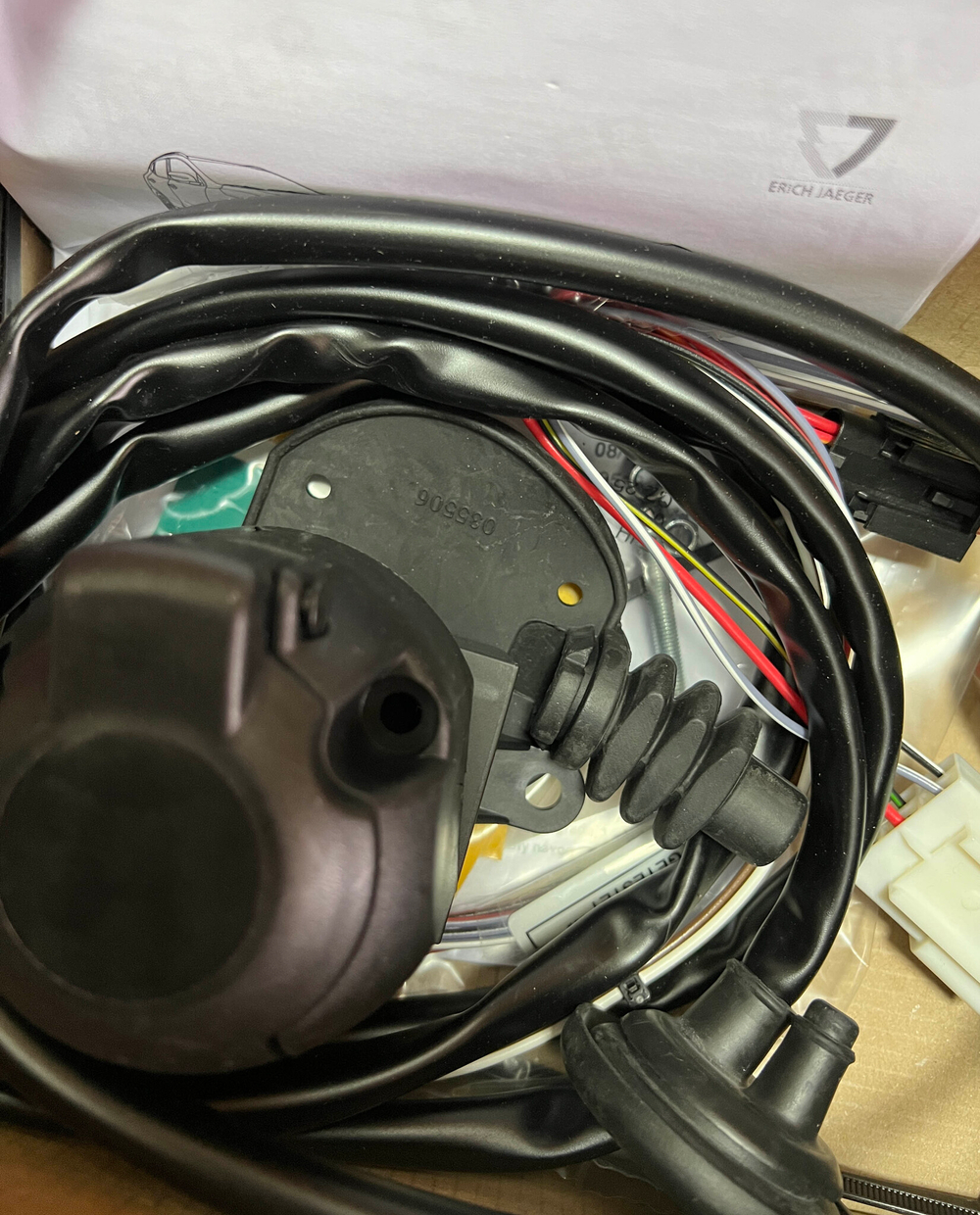 Штатная электропроводка фаркопа Erich-Jaeger 7-pin Peugeot Partner, Citroen Berlingo 2008-2019 арт.736941