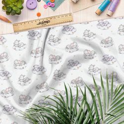 Ткань лен зверята на облаках