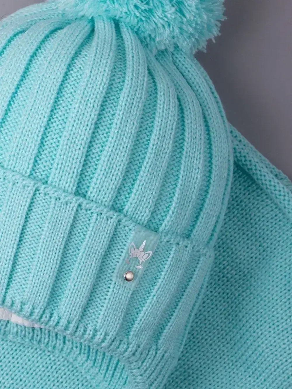 Шапка для девочек осенняя и снуд