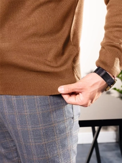 Джемпер однотонный базовый