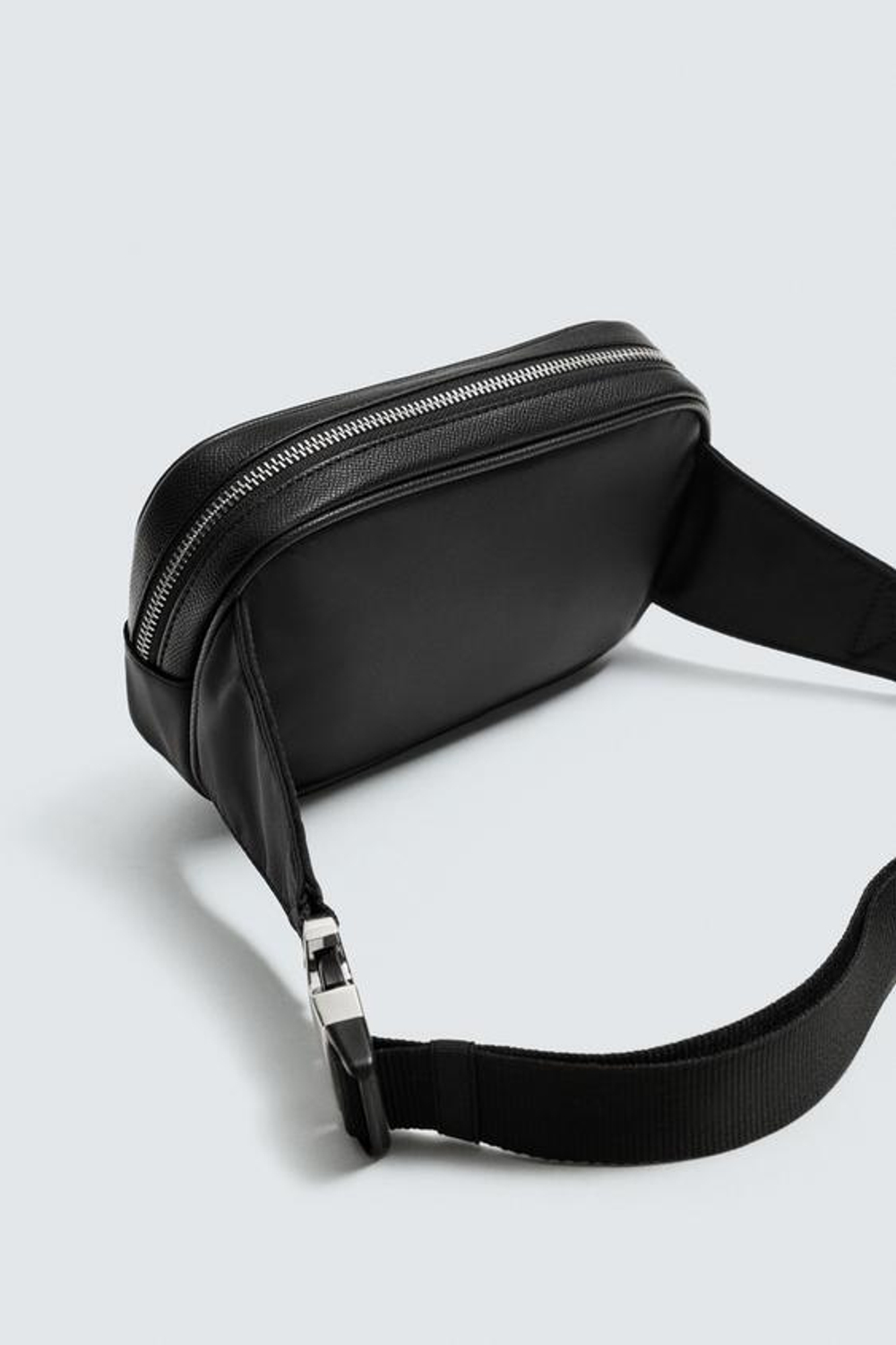 ZARA ПОЯСНАЯ СУМКА ИЗ ТЕХНИЧЕСКОЙ ТКАНИ, ЧЕРНЫЙ