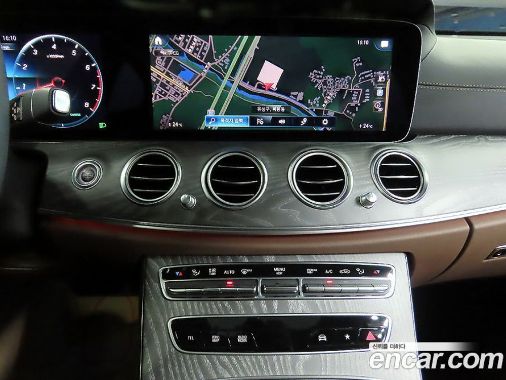 Mercedes-Benz E-Class W213 E350 4MATIC Avangarde (09.2022)