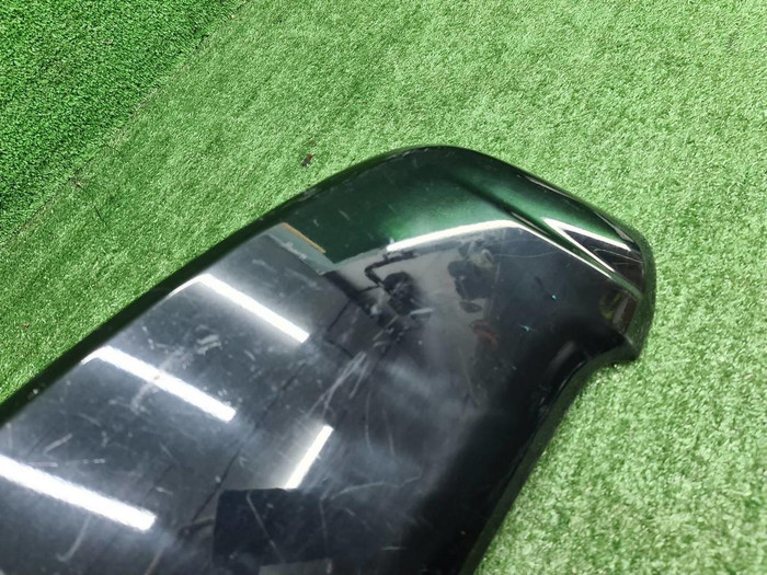 Спойлер крышки багажника Land Cruiser 200 (12-21)