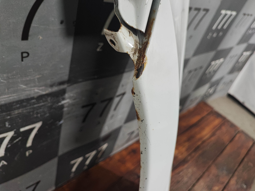 Крыло переднее левое Lada Granta 18-нв Б/У Оригинал 8450104277