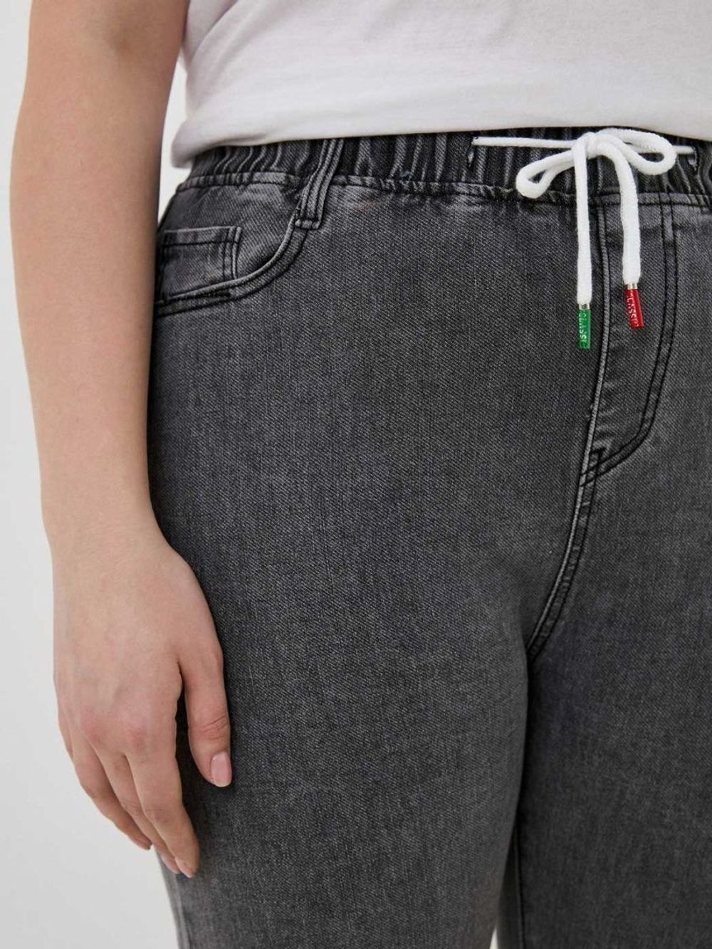 Джинсы на резинке больших размеров