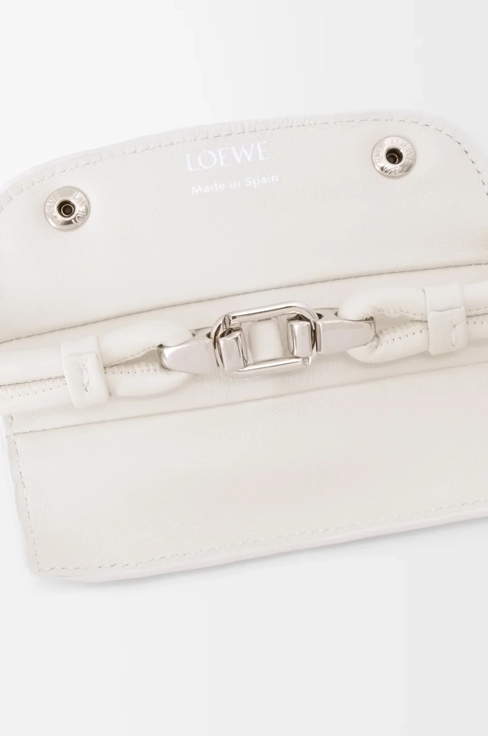 Loewe Маленькая сумка Madrid из мягкой зернистой телячьей кожи, белый