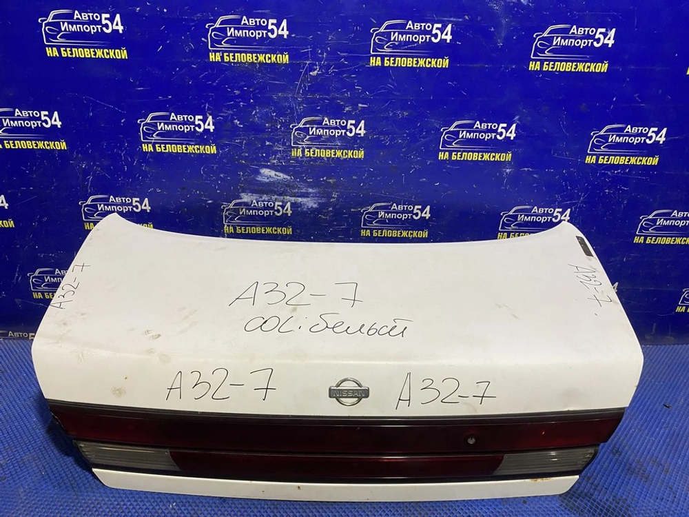Крышка багажника NISSAN CEFIRO 1995