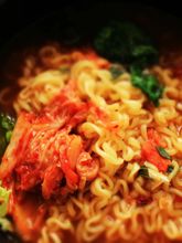 Лапша Reena Ga Pho Mai С сыром и острой курицей 115 г