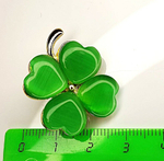 Брошка "Большой четырехлистный клевер". Символ удачи.