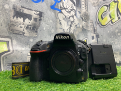 Nikon D810 7.800 кадров