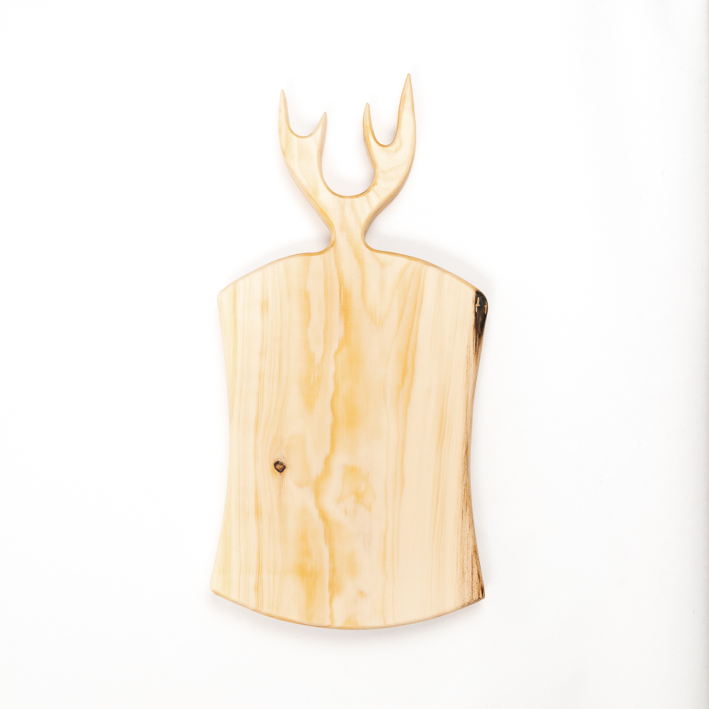 Доска разделочная из древесины сибирского кедра "Рожки". RD90