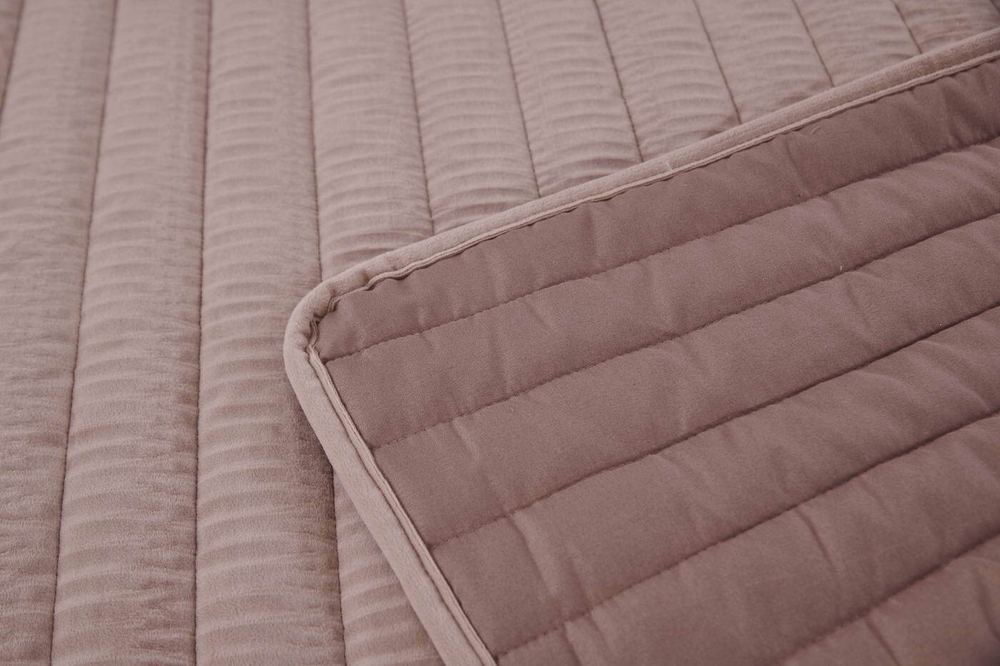 Покрывало 240x260 и 2 наволочки 50х70 Sofi De MarkO Фердинанд коричневое