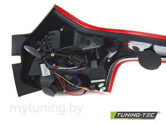 Задние фонари для Ford Focus III Hatchback (11-14) LED Red Smoke