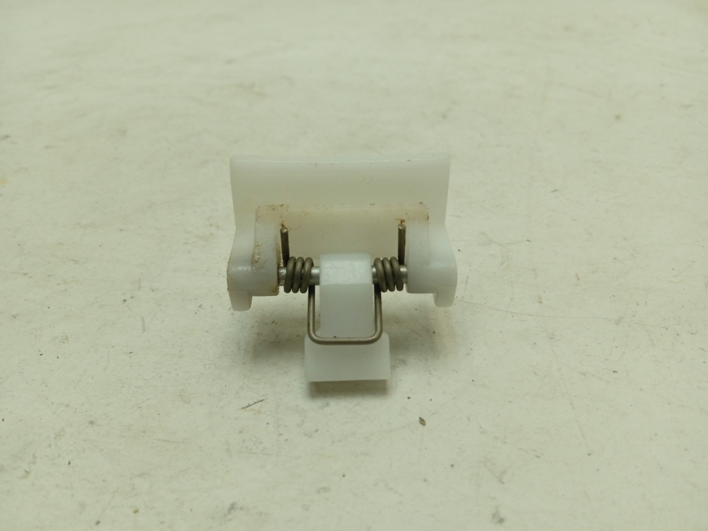 WLX20370CE кт161 Крючок люка для стиральной машины Bosch WLX20370CE б/у