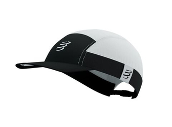 Теннисная кепка Compressport 5 Panel Light - white/black