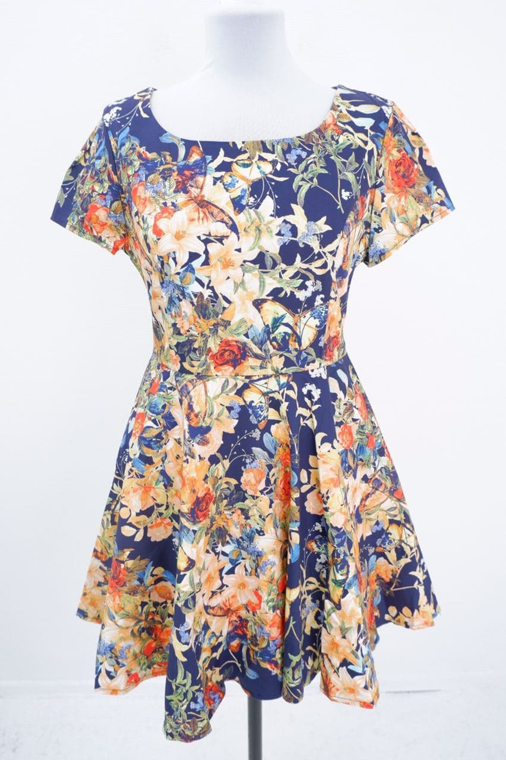 Платье ASCOOL 40 размер, новое