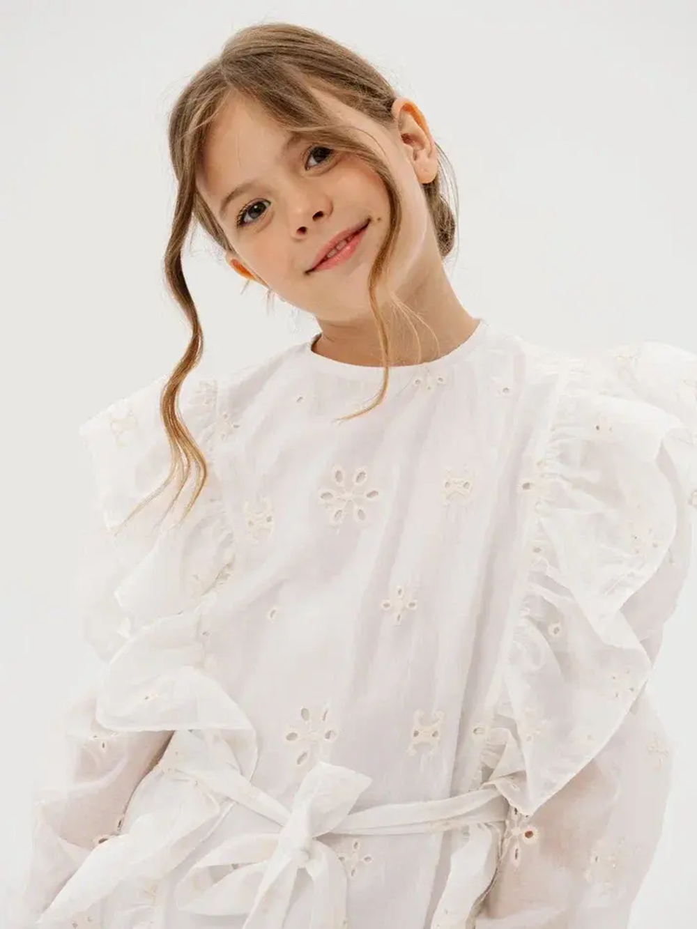 Платье с воланами