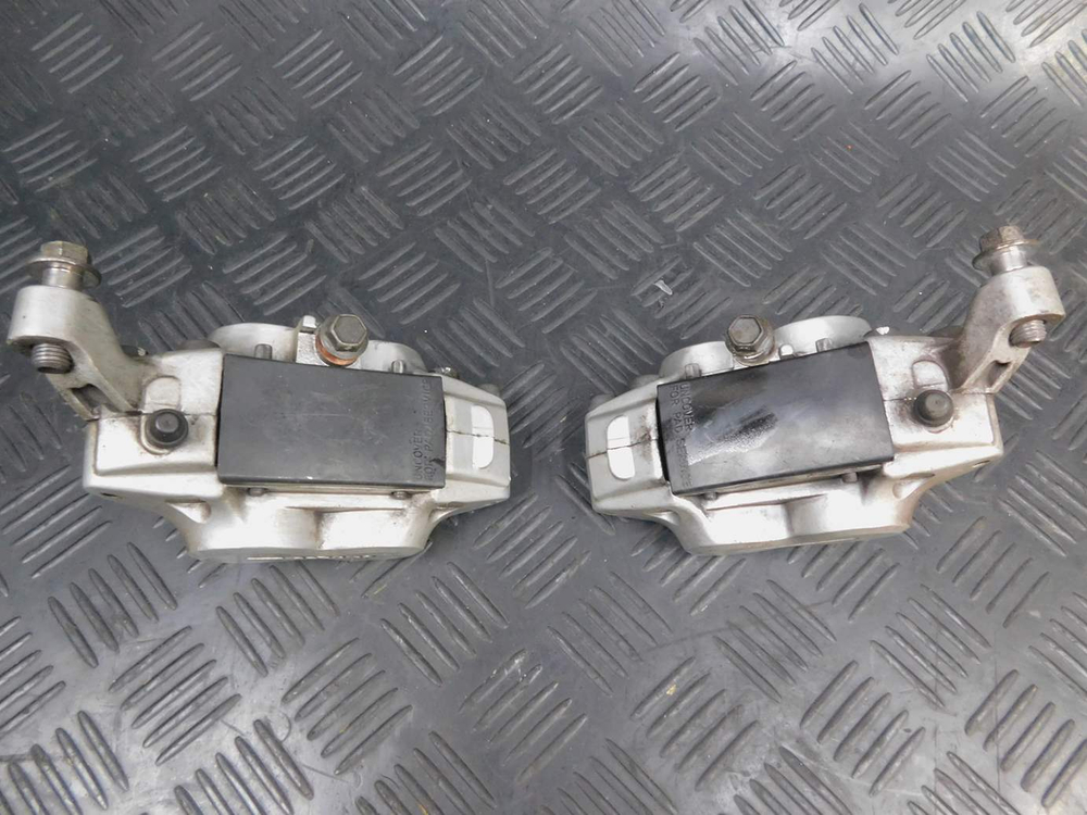 Суппорты передние Yamaha TDM850 RN03J 2001