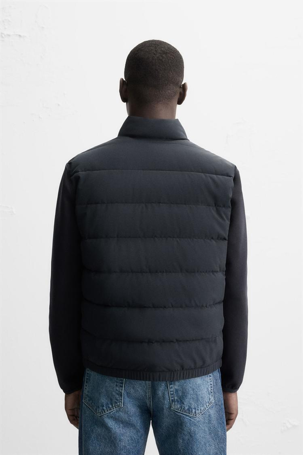 ZARA ОДНОТОННАЯ СТЕГАНАЯ КУРТКА, МОРСКОЙ СИНИЙ