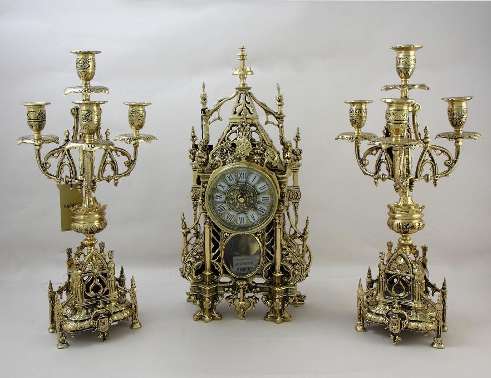 Bello De Bronze Часы Кафедрал c маятником, золото