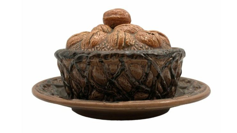 Фарфоровая масленка "Грецкие орехи" 1889-1917 гг, Кузнецов, Российская Империя