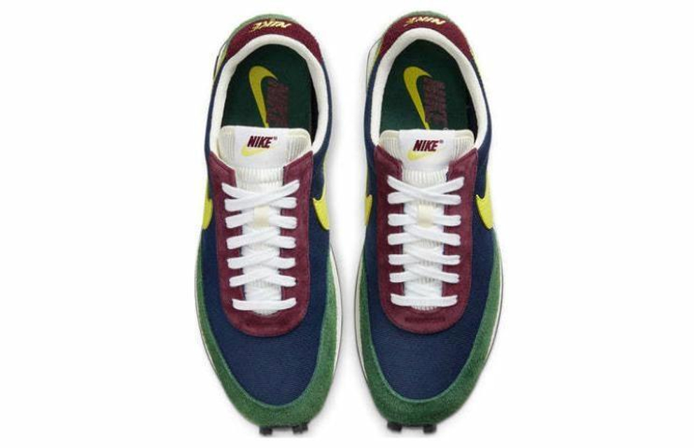 Кроссовки Nike Daybreak