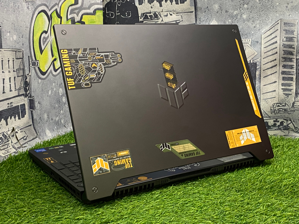 Asus Tuf i5-12500/ 3050/ 16/512