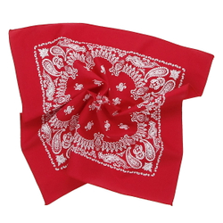 Бандана красная с белыми огурцами (020)