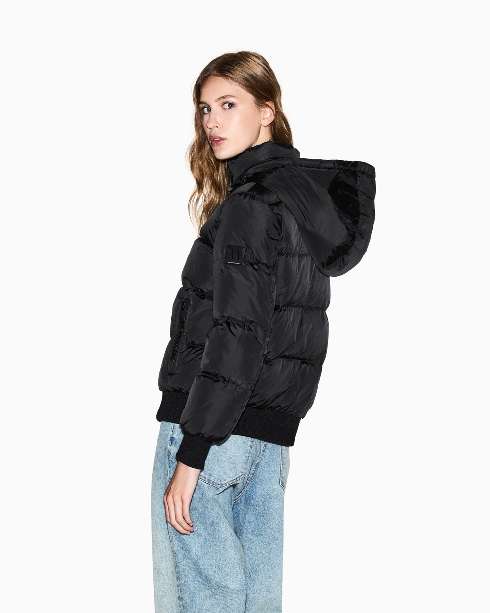 Пуховик женский ARMANI EXCHANGE