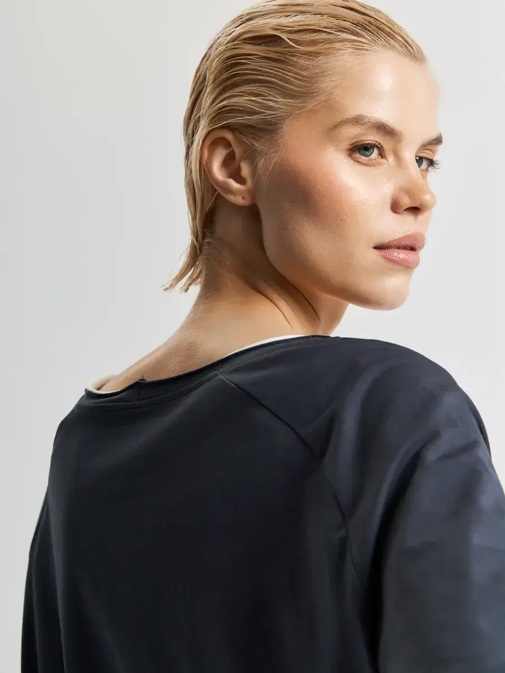 Лонгслив оверсайз реглан