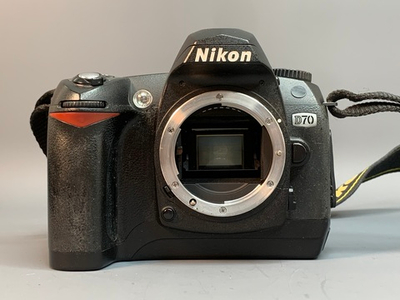 Nikon D70 27.775 кадров